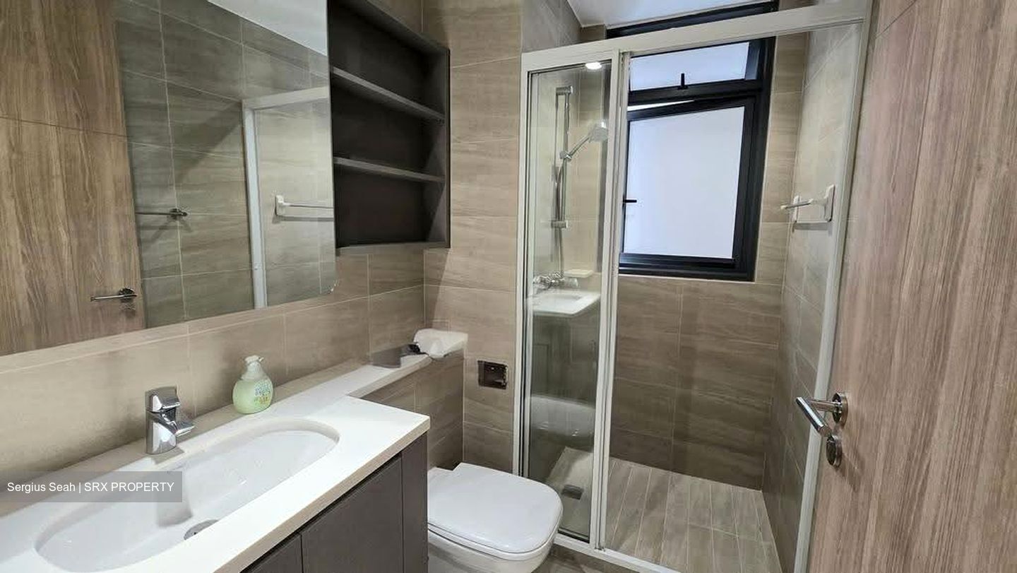 Hundred Palms Residences (D19), Condominium #638181521